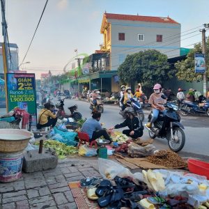 SIÊU PHẨM MẶT ĐƯỜNG 200 - TRUNG TÂM CHỢ NGHĨA XUYÊN XẦM UẤT