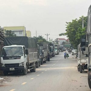 Bán 80m2 đất chợ đầu mối nông sản Đông Tảo, Khoái Châu đang xây dựng